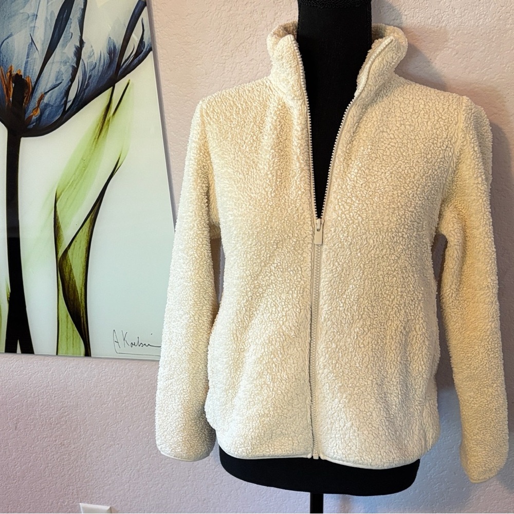 Uniqlo women’s white jacket size XS